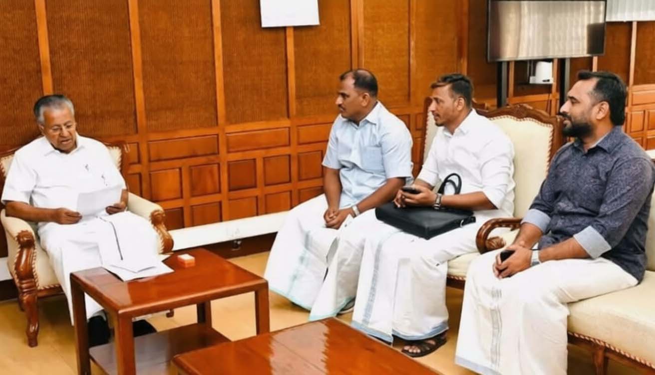 ടോള്‍ പ്ലാസയിലെ പോലീസ് നടപടി; എംഎല്‍എ മുഖ്യമന്ത്രിയെ കണ്ടു