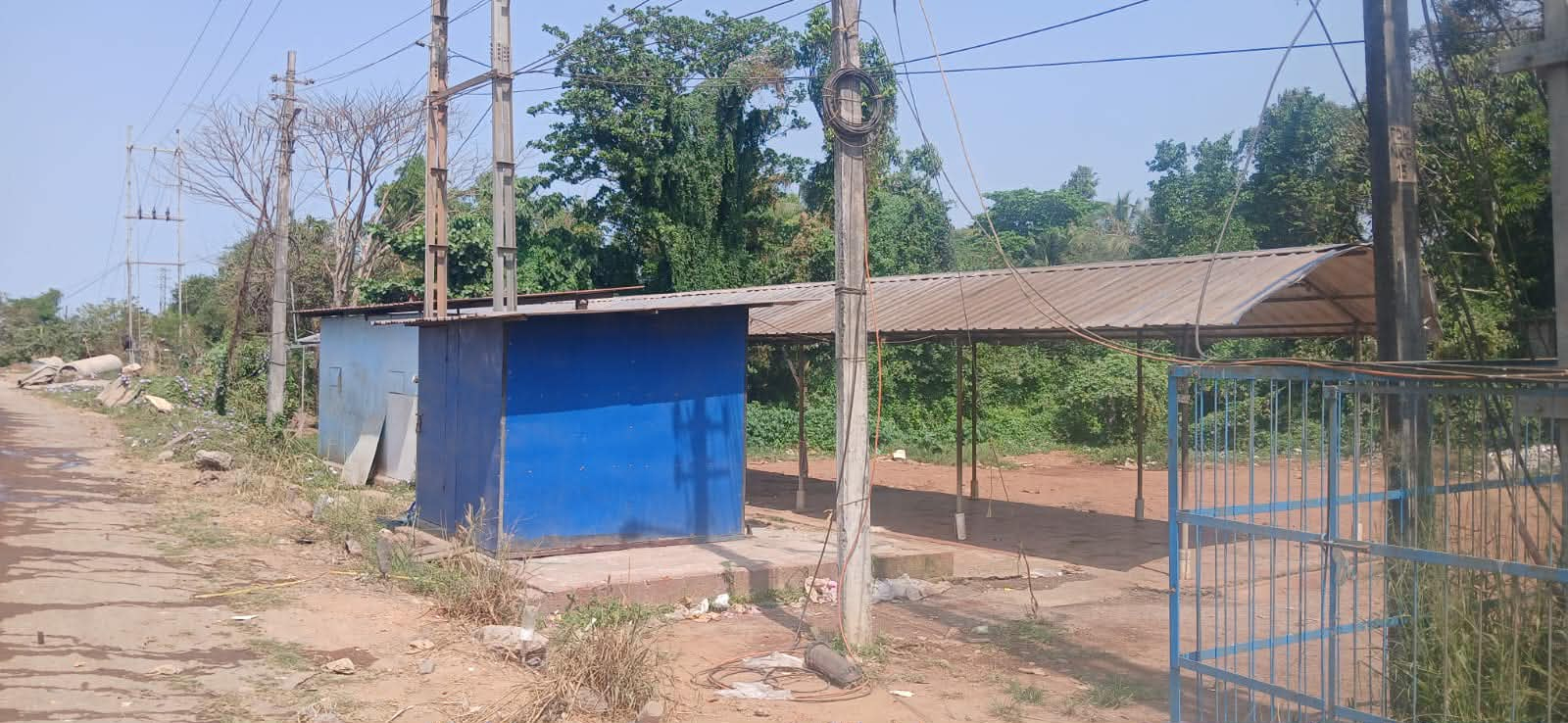 പകരം സംവിധാനമൊരുക്കാതെ മത്സ്യമൊത്തമാര്‍ക്കറ്റ്  ഒഴിപ്പിച്ചു, പ്രക്ഷോഭത്തിനൊരുങ്ങി തൊഴിലാളികള്‍