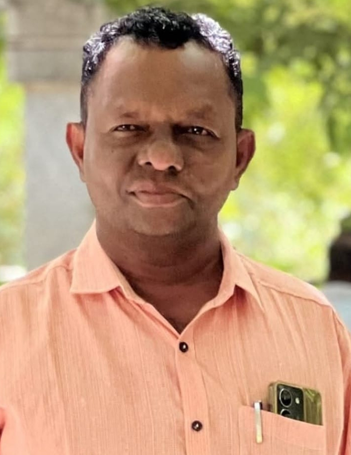 സജിത്ത് തുരുത്തിക്ക്  ഓടപ്പഴം പുരസ്കാരം